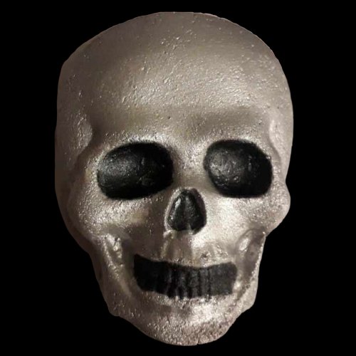 Gothic skull bath bomb