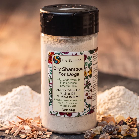 All-Natural Dry Shampoo For Dogs – Cedarwood Atlas & Frankincense