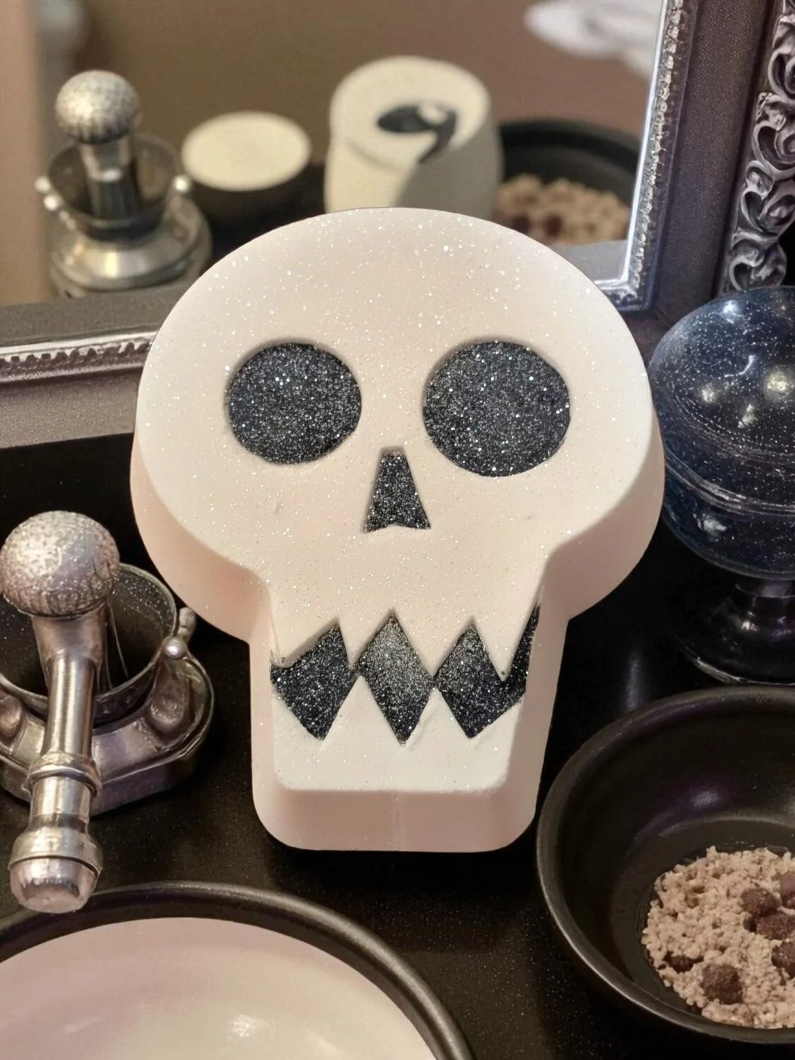 Gothic Skull Bath Bomb | A Classic Parma Violet Scent 2 Gothic Skull Bath Bomb