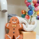 gingerbread (2) (1) Cosy Gingerbread Man Bath Bomb
